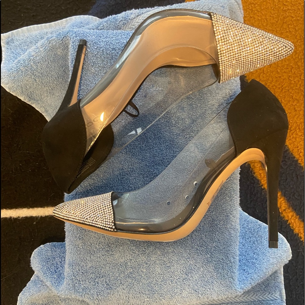 BNNW ALDO GLITTER AND SUEDE PUMPS